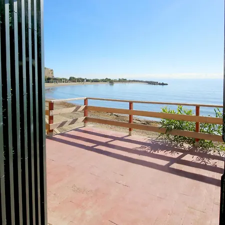 Port Baywatch Apartment *